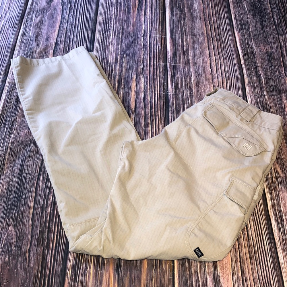 Ladies 5.11 Tactical uniform pants size 10/33”